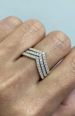 Diamond V Ring